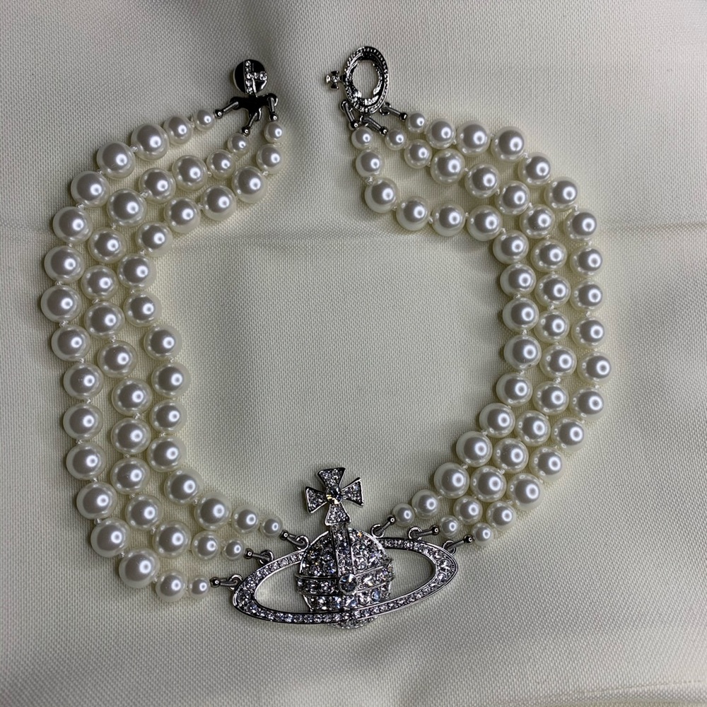 VIVIANNE WESTWOOD ORB PEARL CHOCKER